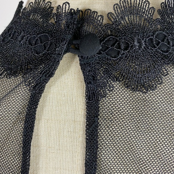 INTERMIX Amira Lace Mesh Black White Long Sleeve Blouse Womens Medium - Picture 4 of 9